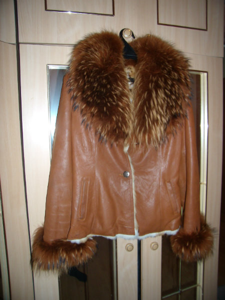 Продам: Куртку зимнюю кожанную на меху