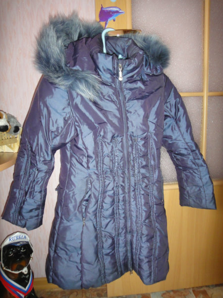 Продам: Пуховик-пальто для девочки