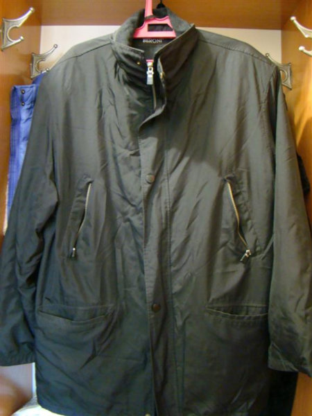 Продам: Куртки мужские