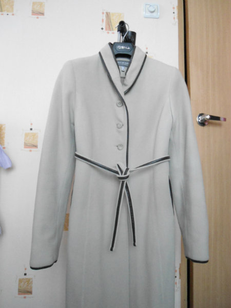 Продам: Весеннее шерстяное пальто