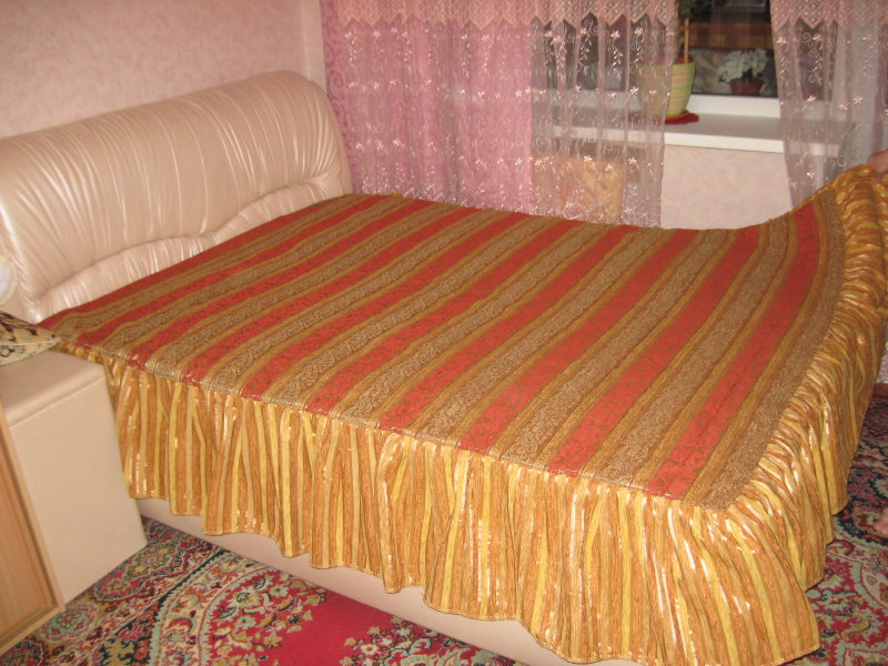 Продам: Кровать двуспальную