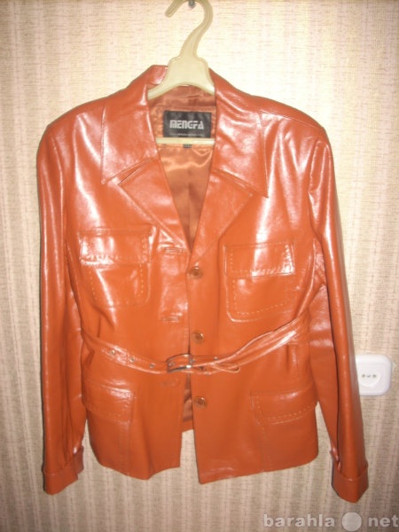 Продам: куртка женская