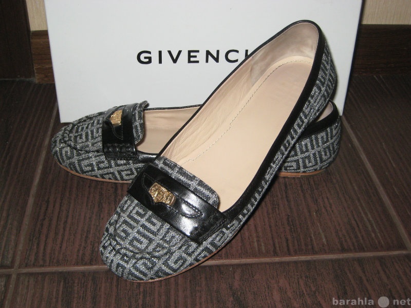 Продам: Мокасины Givenchy