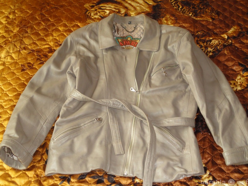 Продам: Куртка кожанная с поясом р.44-46