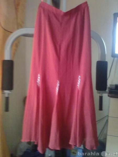 Продам: юбка красная