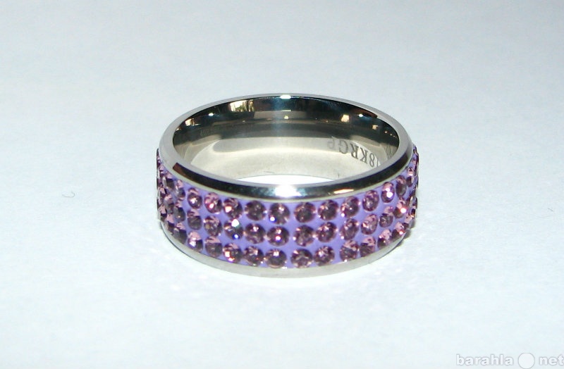Продам: Кольцо с розовыми кристаллами Swarovski