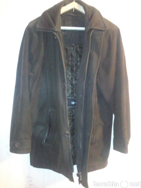 Продам: куртку осеннюю (46й размер)