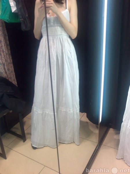 Продам: Белое платье в пол Zara