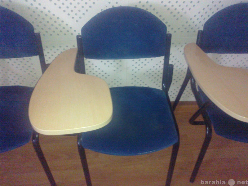 Продам: академические стулья