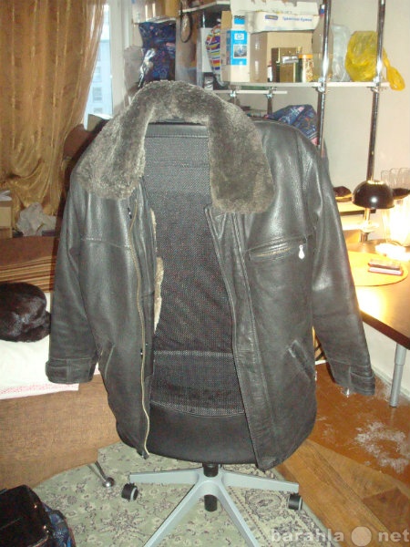 Продам: мужская кожаная куртка