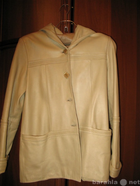 Продам: куртку
