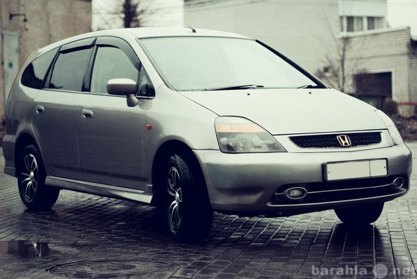 Хонда стрим как снять. Хонда стрим 2002. Honda Stream 2002 г.. Honda Stream rn6 противотуманки. Большие колеса Honda Stream.