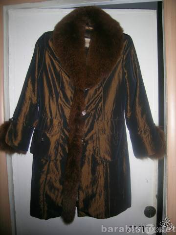Продам: Куртка 46(М) воротник писец