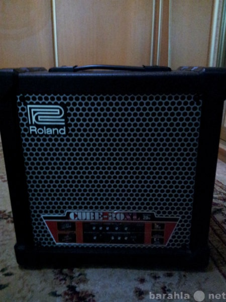 Продам: Комбик гитарный ROLAND CUBE-20XL