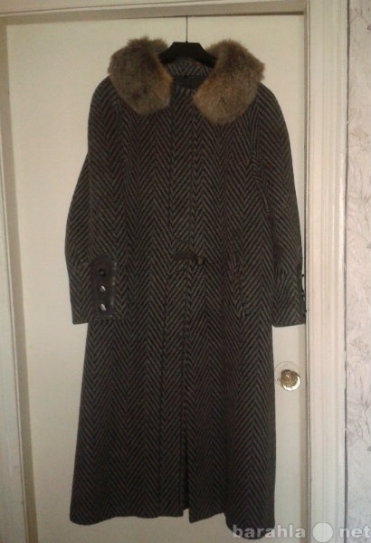 Продам: Зимнее пальто,серое, разм 54,цена 500руб
