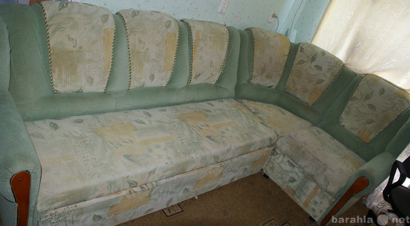 Продам: Мягкий уголок+кресло кровать