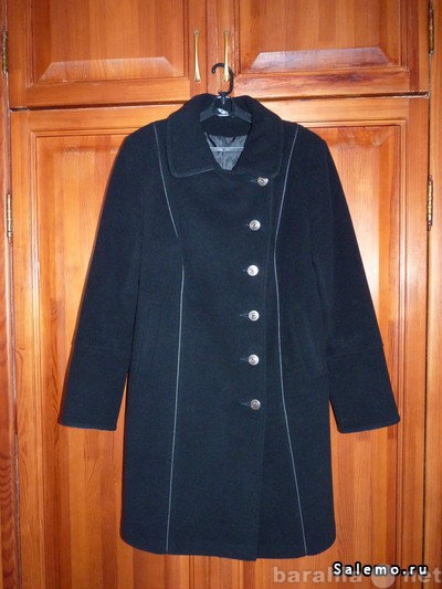 Продам: демисезонное пальто