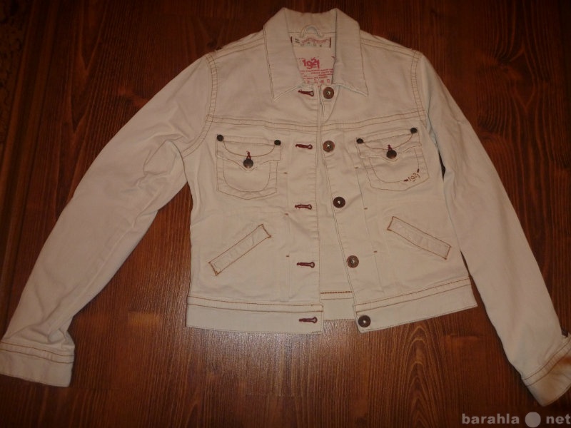 Продам: куртка белая джинсовая размер S ЖЕНСКАЯ