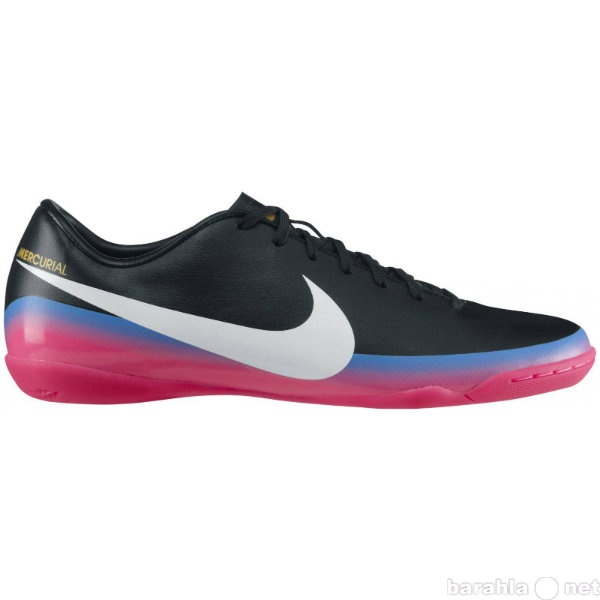 Продам: Бутсы Nike Mercurial Victory III CR IC