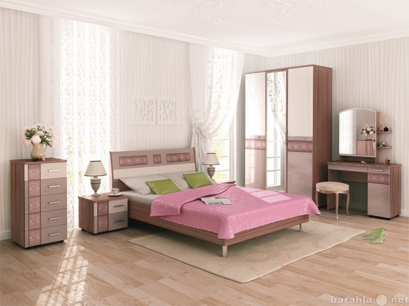 Продам: Набор мебели для спальни Розали