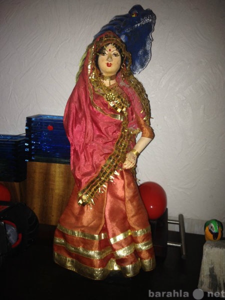 Продам: фарфоровая кукла индианка
