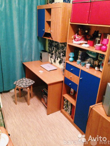 Продам: Шкафы, письменный стол, мебель подростко