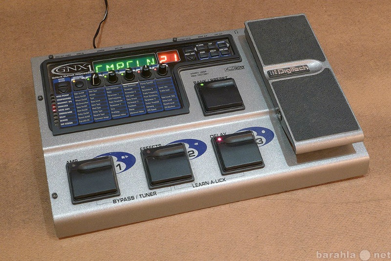 Продам: Гитарный процессор digitech gnx-1