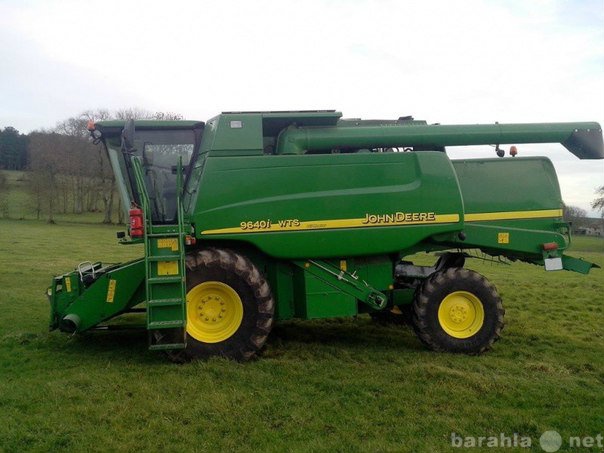 Продам: Зерноуборочный комбайн John Deere 9640WT