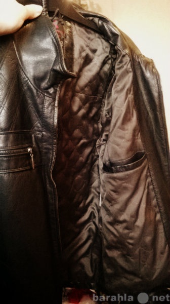 Продам: Мужская кожаная куртка 48 размера