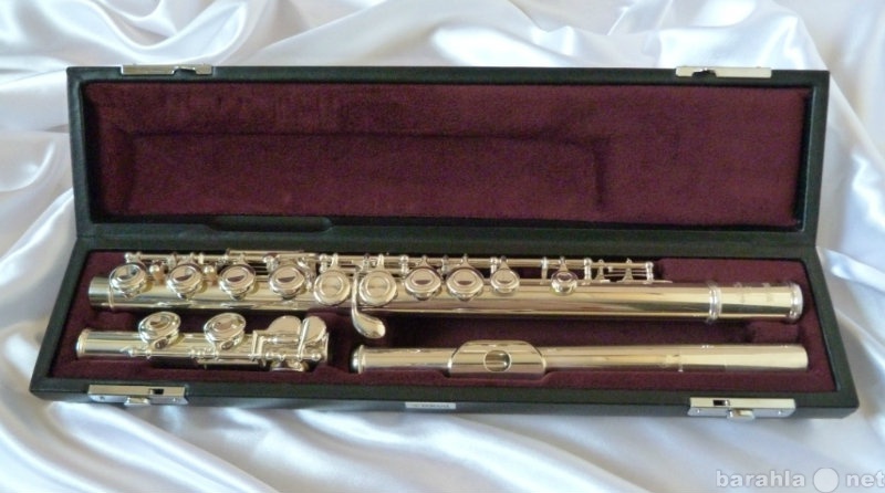 Продам: флейты Yamaha, пр-во Япония.