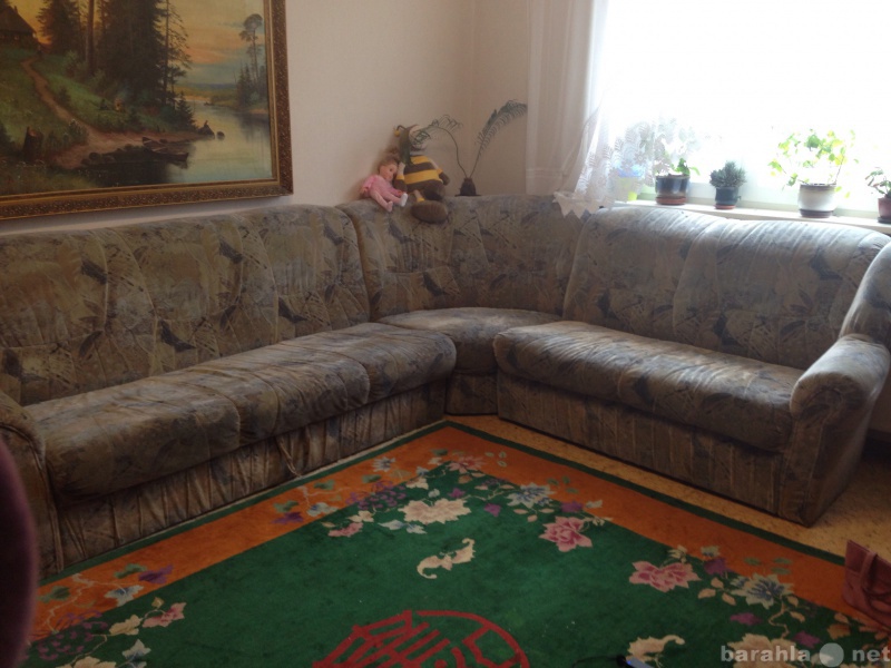 Продам: Большой раскладной угловой диван с кресл