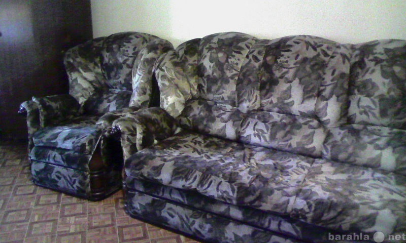Продам: Продам диван и 2 кресла
