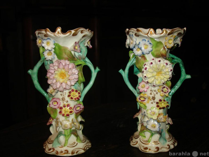Продам: Парные лепные вазы,Коулброкдейл