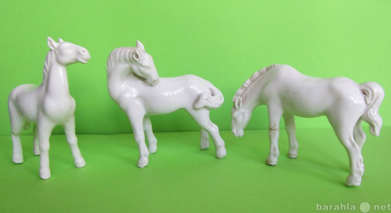 Продам: продам  фарфоровые статуэтки лошадей