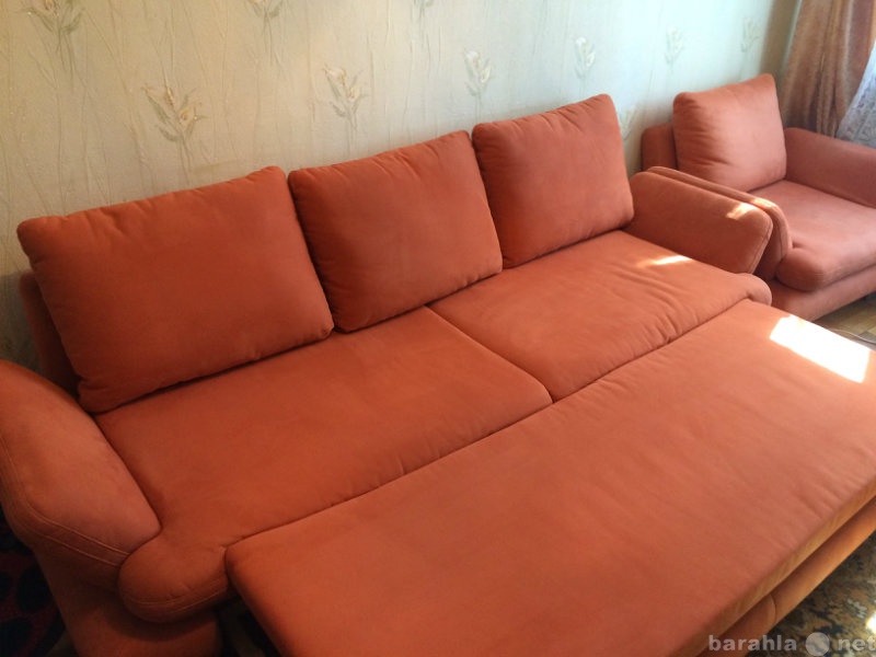 Продам: Мягкая мебель (диван и 2 кресла), пр-во