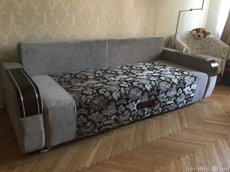 Продам: Двуспальный диван "еврокнижка&quo