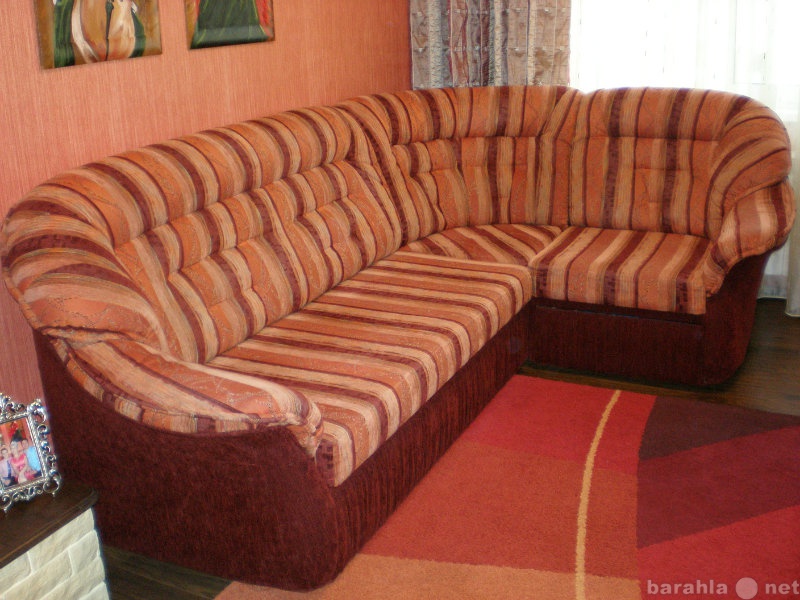 Продам: Угловой диван и кресло кровать