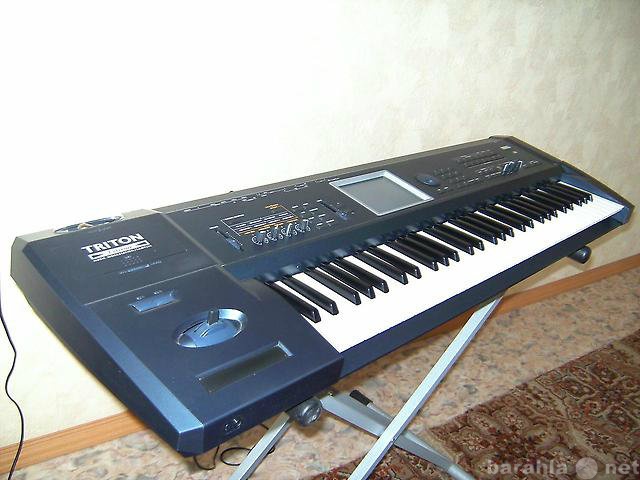 Продам: korg triton extreme 61