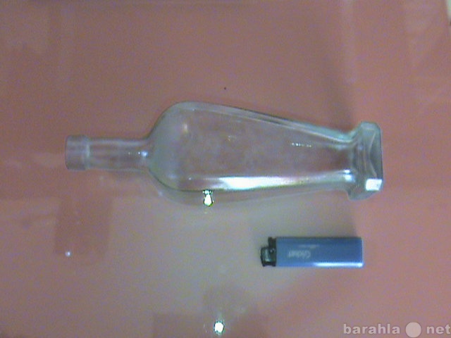 Продам: Бутылка старинная, прозрачное стекло