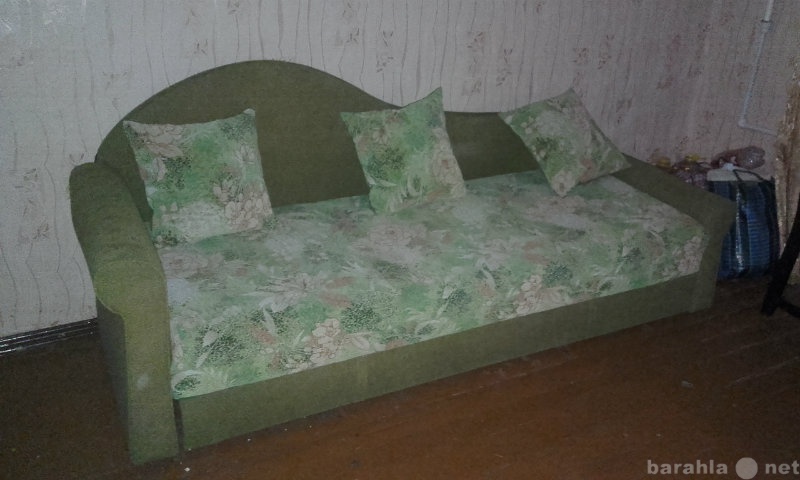 Продам: Тахта-кровать,двухспальная б/у