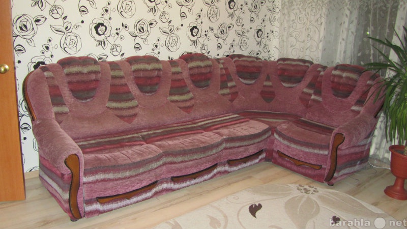 Продам: Мягкий угловой диван с креслом