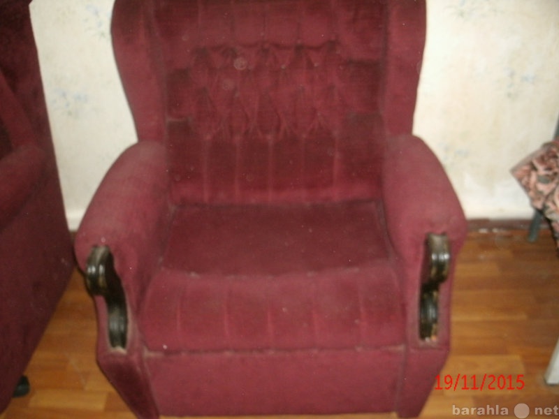 Продам: Два мягких кресла