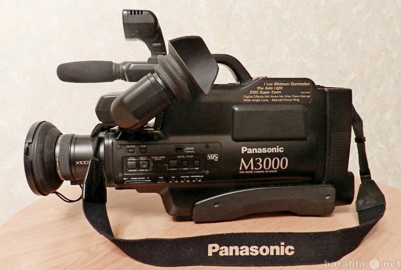 Камера бу. Panasonic 3000 видеокамера VHS. Камера Панасоник m3000. Видеокамера Panasonic м 3000. Видеокамера Panasonic профессиональная м3000.