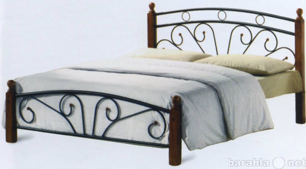 Продам: Продам кровать с матрасом