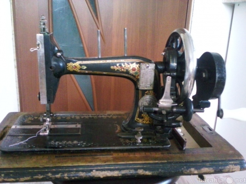 Продам: швейная машинка