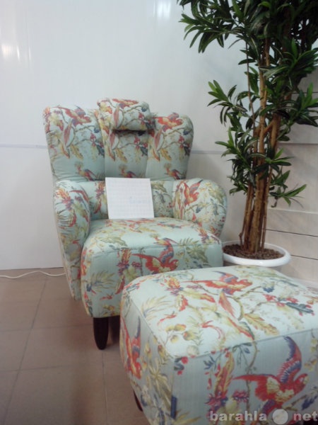 Продам: Мягкое кресло с пуфом "Леонардо&q