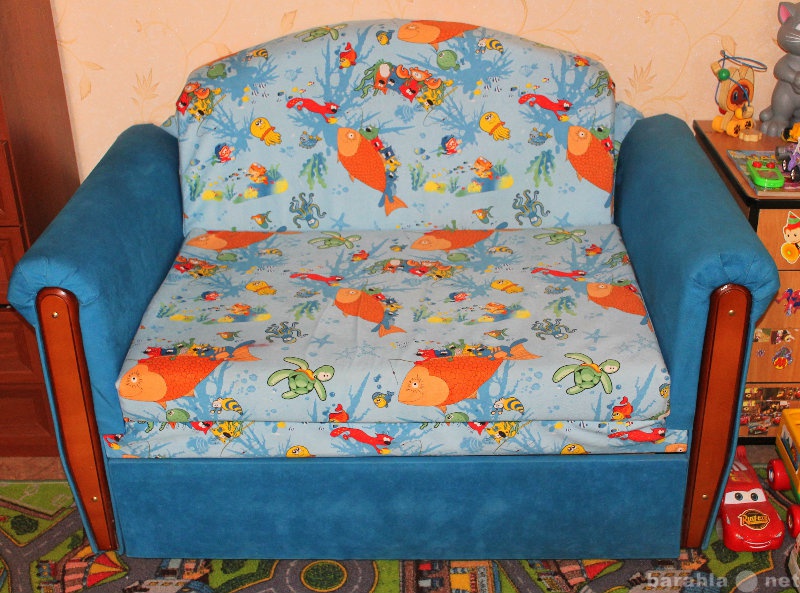 Продам: Детский диван новый
