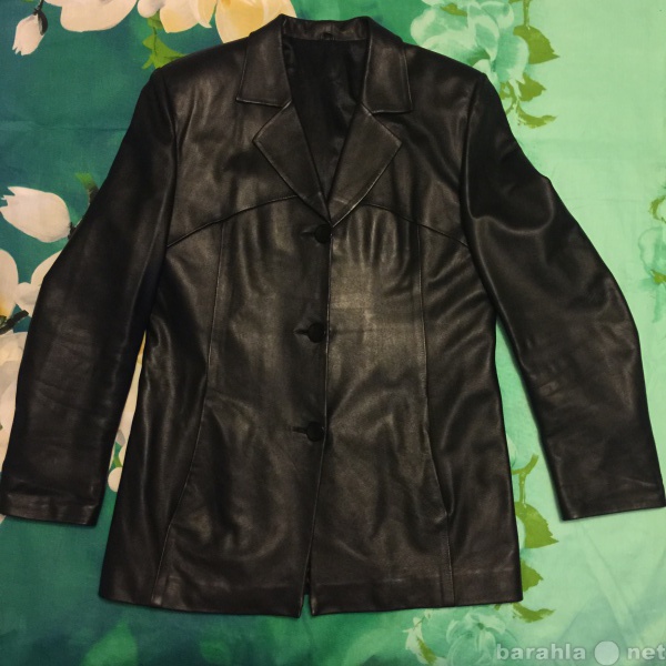 Продам: Куртка пиджак нат.кожа черного цвета.