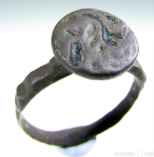 Продам: Старинное кельтское бронзовое кольцо