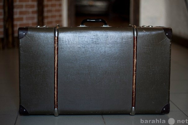 Продам: Винтажный чемодан